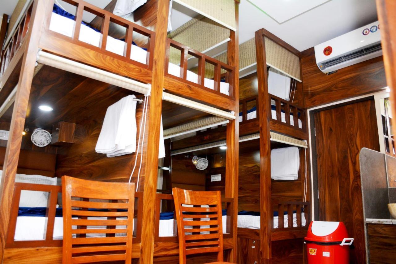 Hotel Nest N Rest - מומביי מראה חיצוני תמונה